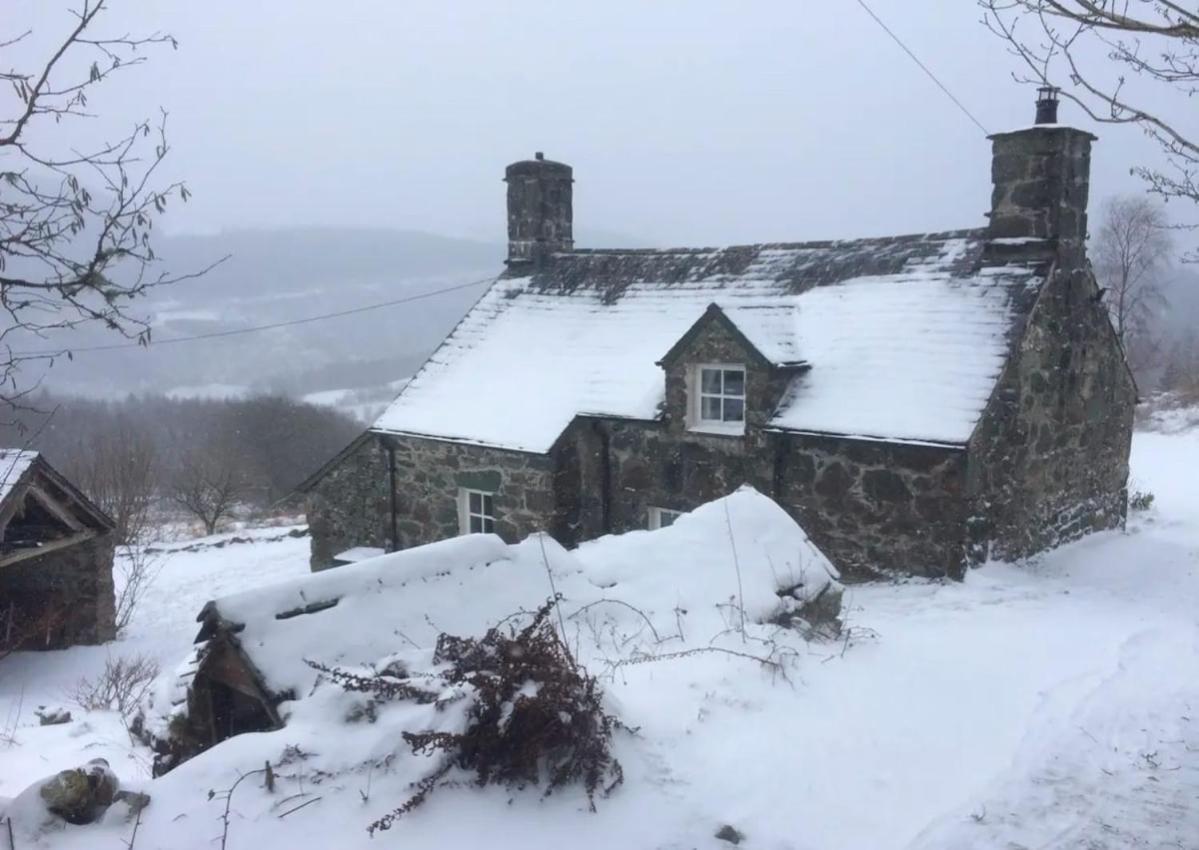 Tyn Y Simdde - Secluded Mountain Stay - Stunning Views Of Eryri Dolgellau Exteriör bild