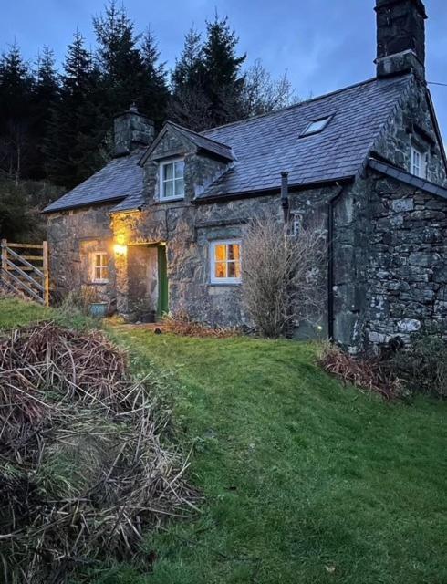 Tyn Y Simdde - Secluded Mountain Stay - Stunning Views Of Eryri Dolgellau Exteriör bild